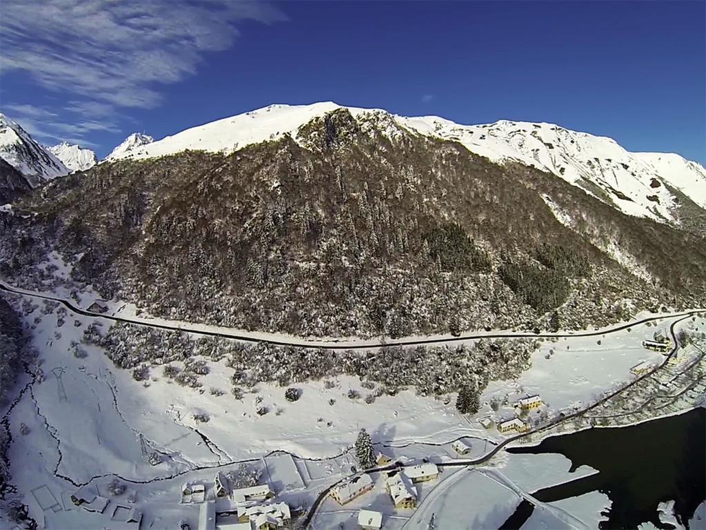 Gite Auberge Les Cascades La Mongie Kültér fotó